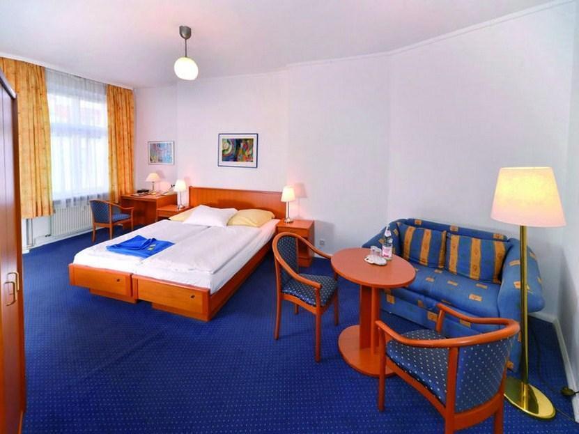 Amc - Schöneberg 3*